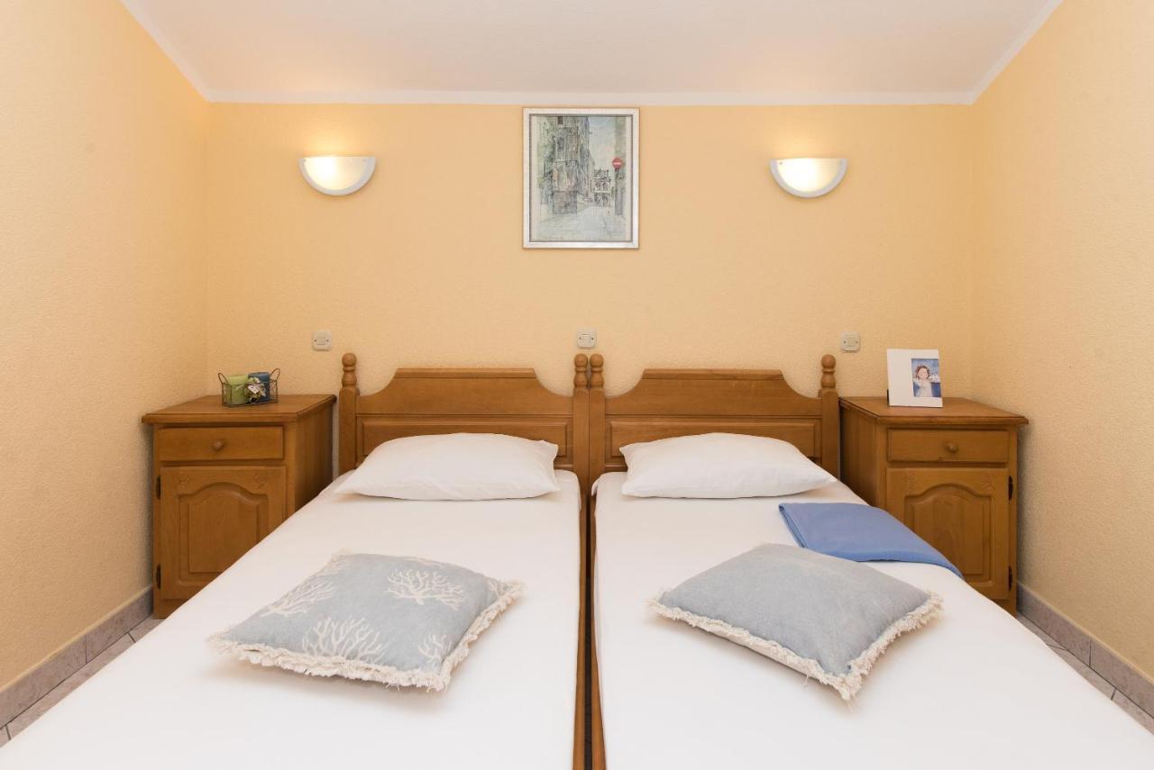 Topic Apartments Vodice Extérieur photo