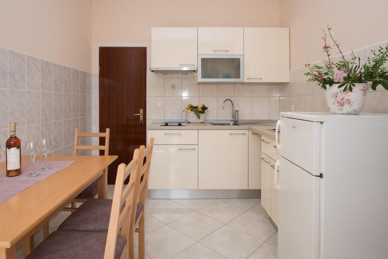 Topic Apartments Vodice Extérieur photo