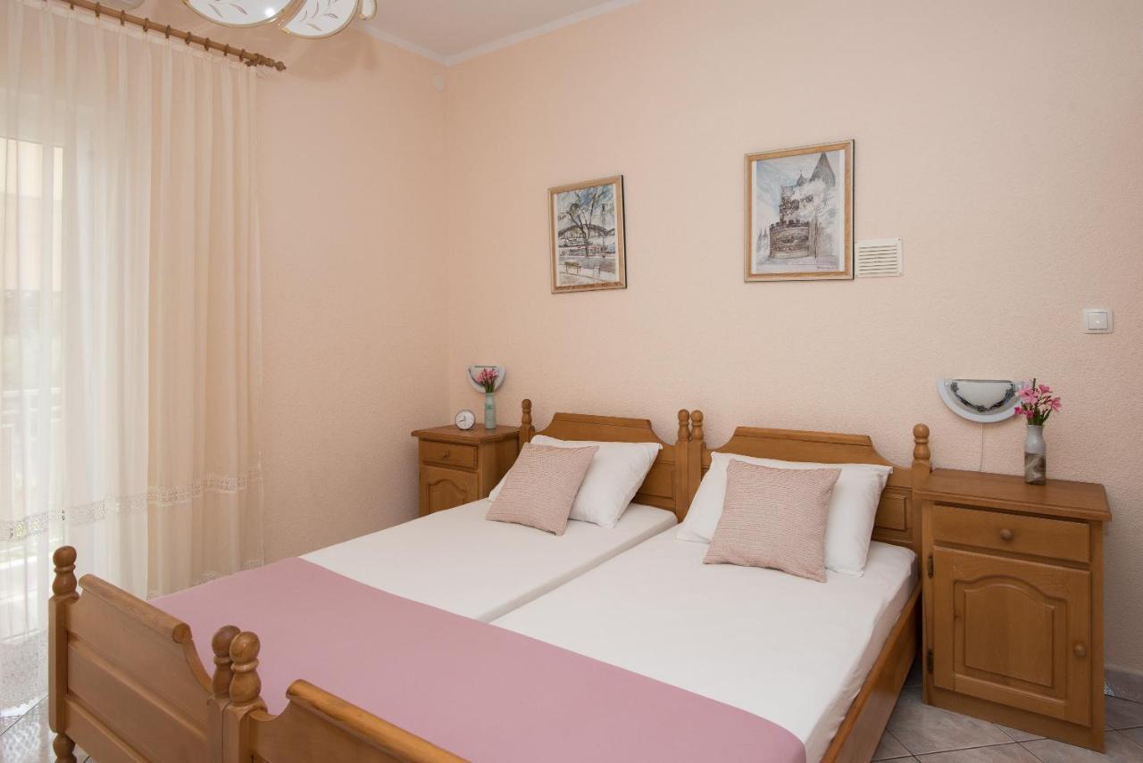Topic Apartments Vodice Extérieur photo