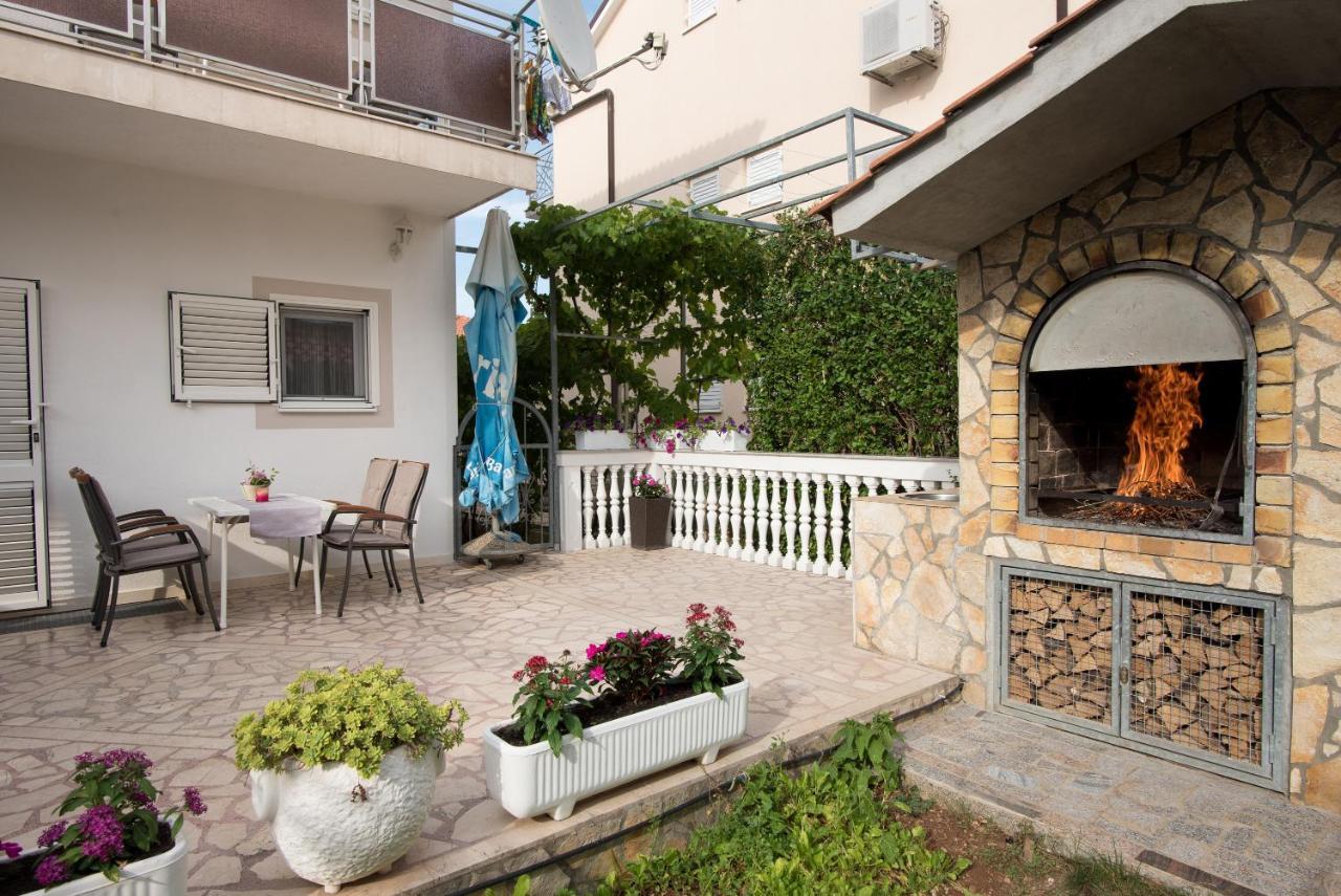 Topic Apartments Vodice Extérieur photo