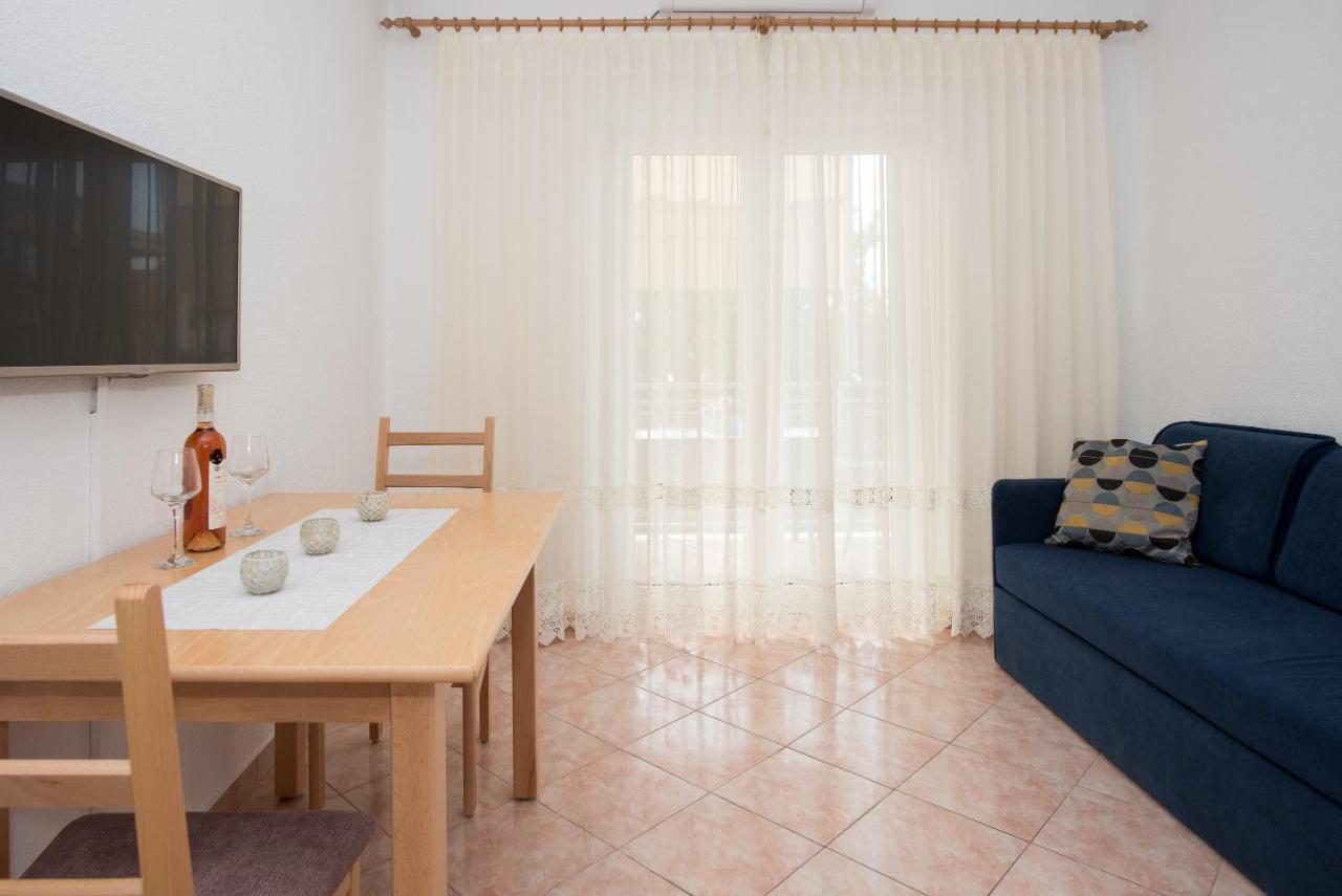 Topic Apartments Vodice Extérieur photo