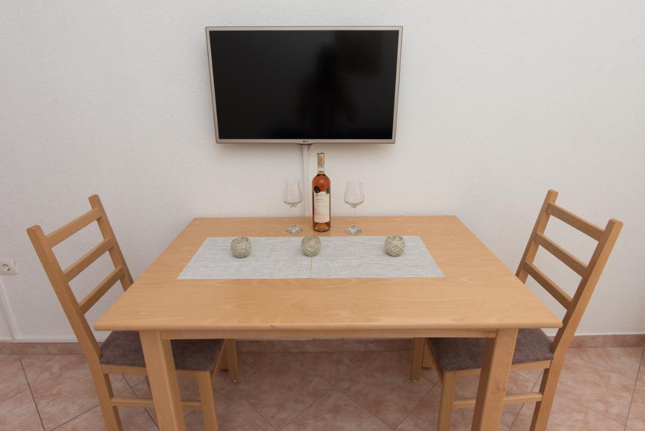 Topic Apartments Vodice Extérieur photo