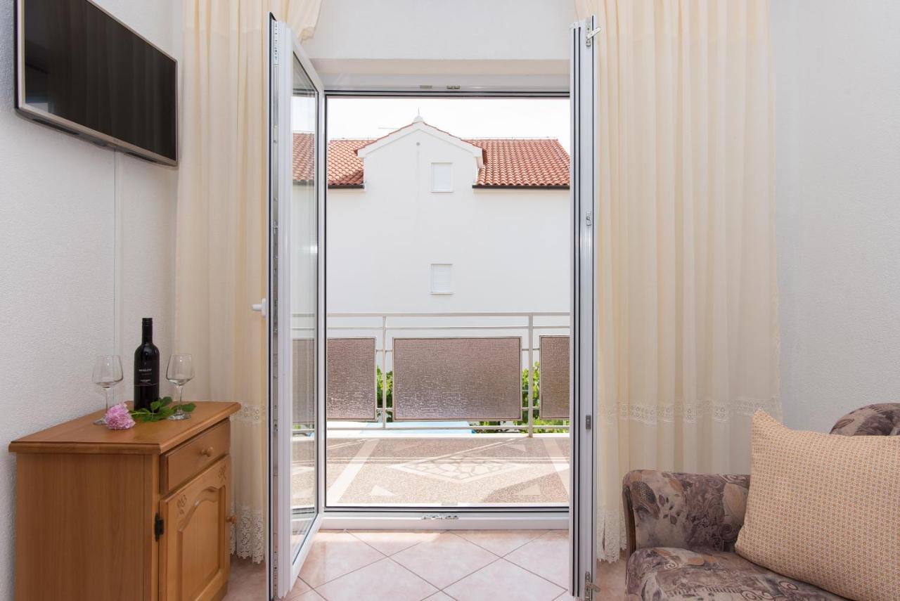 Topic Apartments Vodice Extérieur photo
